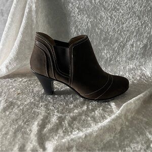 Women’s Brown Suede Ankle Bootie - Stylish Heeled Chelsea